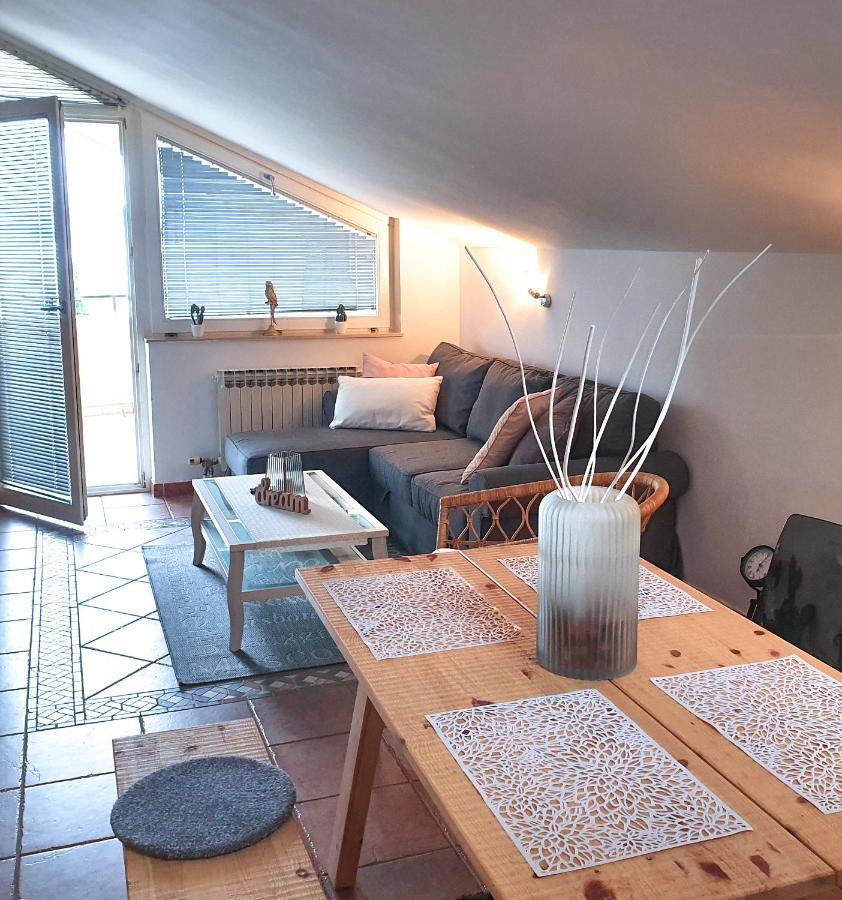 Lukas Apartmán Novi Vinodolski
